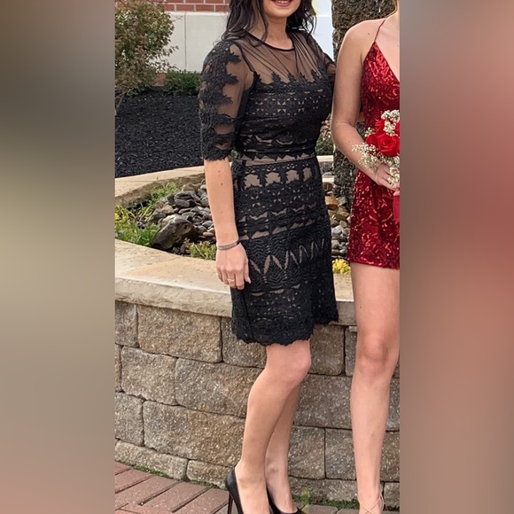 nicole miller CH 10047 - Picture 1 of 8